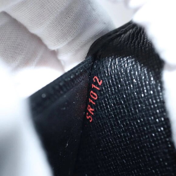 LOUIS VUITTON Epi Porte Cartes Credit Long Wallet Black - Picture 11 of 16